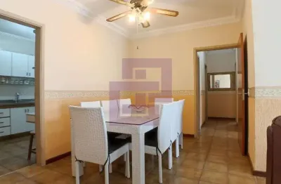 Apartamento com 03 dormitorios para locacao na praia da  enseada guaruja.