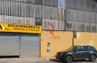 Galpão para venda no bairro jabaquara!  medidas : galpão 440 m2 com 20x22 pé direito de 10m. telhado com estrutura metálica e piso concreto em plataforma de 1,30cm acima da rua, ( servia como platafor