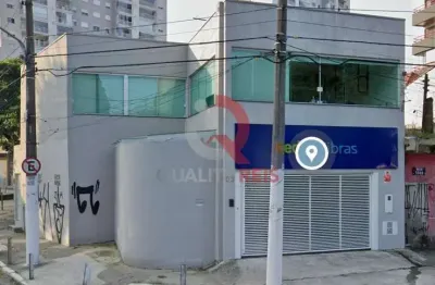 Oportunidade! casa comercial ou residencial  para venda na vila maria. o imóvel pode ser aproveitado como escritórios para empresas ou residêncial. possui 3 dormitórios, 2 vagas, 3 banheiros, 130m² co