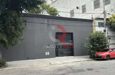 Excelente oportunidade de  galpão todo reformado à venda na mooca, são paulo. com 400m² de área total, 3 banheiros sociais, fácil acesso as principais vias como, marginal tiete, região central, pé dir