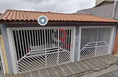 Sobrado à venda na vila guilherme em ótima localização! 320m², 4 dormitórios, 3 vagas, quintal de 100m², 5 banheros  próximo ao mercado sonda da maria candida.