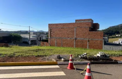 Terreno à venda em bragança paulista, condomínio portal da serra, com 250.25 m²