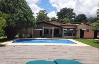 Casa à venda em bragança paulista, jardim santa helena, com 3 suítes, com 393 m²