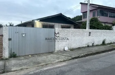 Casa com 2 quartos à venda em Fundos, Biguaçu 