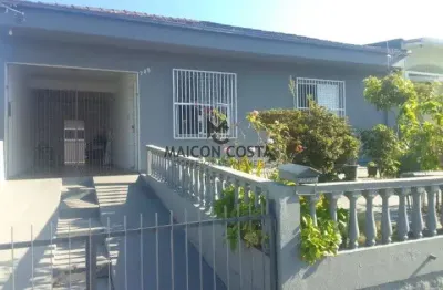 Casa com 3 quartos à venda no Ipiranga, São José 