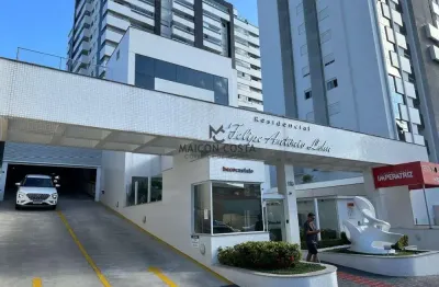 Apartamento com 3 quartos à venda no Canto, Florianópolis 