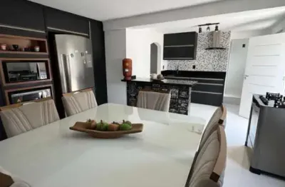 Casa com 5 quartos à venda no Coloninha, Florianópolis 