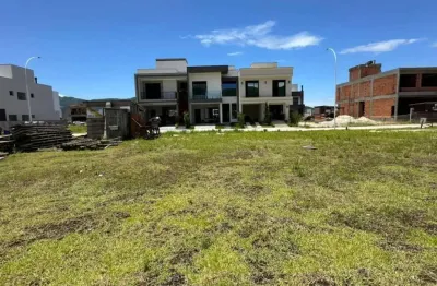 Terreno à venda na Avenida Deltaville, Beira Rio, Biguaçu