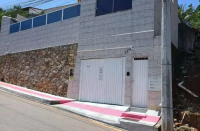 Casa 2 Quartos com 1 Suíte e 250m² - Jardim Cidade de Florianópolis