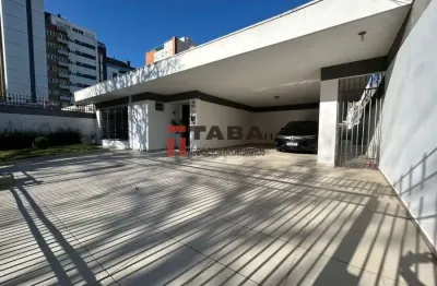 Casa com 4 quartos à venda na Rua Fernandes de Barros, 2134, Hugo Lange, Curitiba