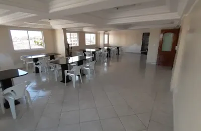 Lindo apto 2 dorms, suite, lazer completo, vista permanente para o mar, no centro da vl. caiçara.