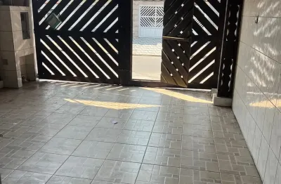 Casa com 2 quartos à venda na Rua Jamil Issa, 10, Jardim Melvi, Praia Grande