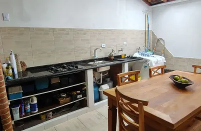 Casa com 2 quartos à venda na Rua Jamil Issa, 10, Vila Caiçara, Praia Grande