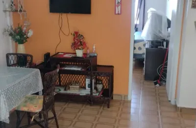 Vila caiçara, apartamento 1 dormitório, 100 mts do mar