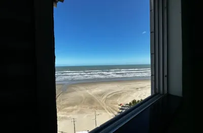 Apartamento andar alto frente e  vista total para o mar de todos os cômodos  – vila mirim, praia grande/sp