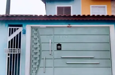 Sobrado de 115m², contendo 02 dormitórios e área gourmet, à venda no jardim layr, mogi das cruzes - sp