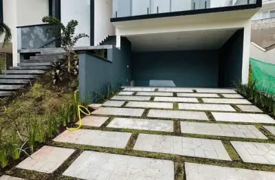 Casa em condomínio fechado com 3 quartos à venda no Fazenda Rodeio, Mogi das Cruzes 