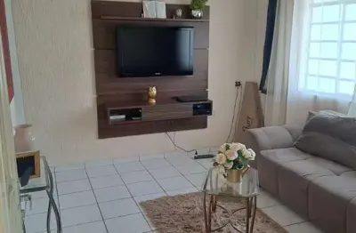 Casa térrea com excelente localização, à venda no centro de mogi das cruzes - sp