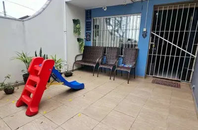 Sobrado de 04 dormitórios e 02 banheiros, à venda no alto ipiranga, mogi das cruzes - sp