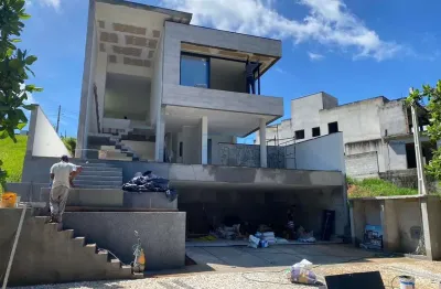 Residencial granja anita - sobrado alto padrão com 03 suítes e piscina, à venda no residencial granja anita, mogi das cruzes - sp