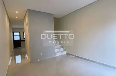 Sobrado com 02 suítes e amplo quintal, à venda no jardins paraiso, mogi das cruzes - sp