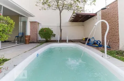 Casa com 3 quartos à venda na Vila Suissa, Mogi das Cruzes 