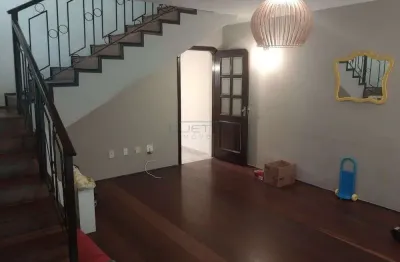 Sobrado de 03 dormitórios, sendo 01 suíte, à venda no alto ipiranga, mogi das cruzes, sp