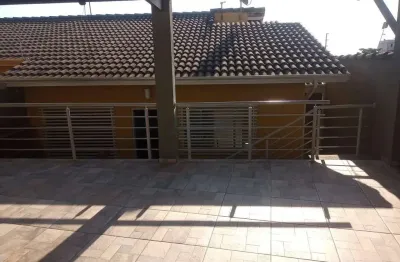 Casa ampla de 02 dormitórios, sendo 01 suíte, à venda no alto ipiranga, mogi das cruzes - sp