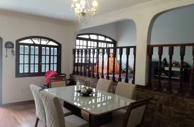 Casa com 04 dormitórios sendo 03 suítes à venda no jardim universo, mogi das cruzes - sp
