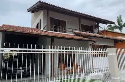 Casa com 3 dormitórios à venda, 162 m² por r$ 1.399.000,00 - carianos - florianópolis/sc