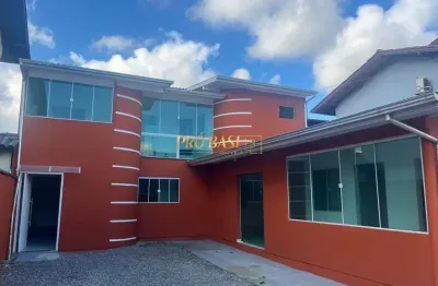 Casa com 4 quartos à venda na Rua Isabel Pires de Oliveira, 82, Lisboa, São José por R$ 550.000