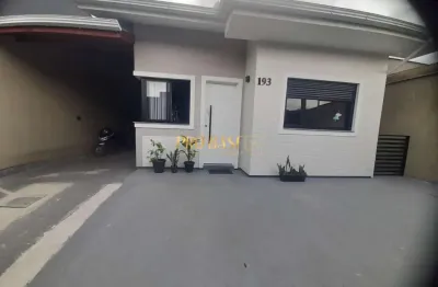 Casa com 3 quartos à venda na Rua Turuva, 193, Bela Vista, Palhoça por R$ 723.000