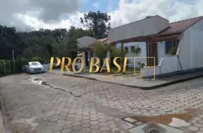 Casa em condomínio fechado com 2 quartos à venda na Rua Antônio Jovita Duarte, 8151, Forquilhas, São José por R$ 270.000