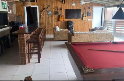Casa com 2 quartos, demais peças, com piscina, na praia do barco em capão canoa