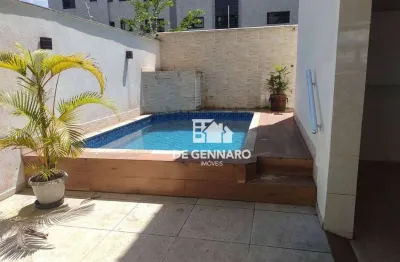 Praia grande, aviacao. casa com 120m2 de area uti, com 3 dormitórios, 2 vagas de garagens e piscina