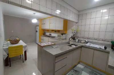 Casa com 3 quartos à venda na rua joão marques, 19, parque são jorge, campinas por r$ 477.000