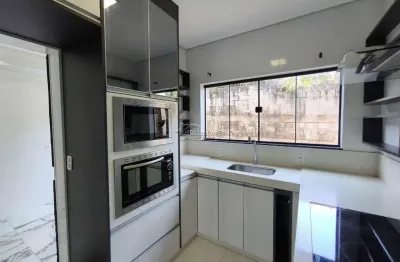 Chácara / sítio com 3 quartos para alugar na avenida grota azul, 699, condomínio chácara grota azul, hortolândia por r$ 4.800