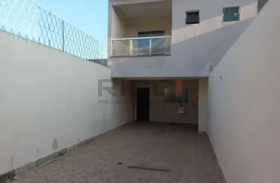 Casa com 3 quartos à venda na Avenida Nilo Marcatto, 660, Jardim São Pedro, Mogi das Cruzes