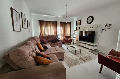 Casa com 3 quartos para alugar na Vila Oliveira, Mogi das Cruzes 