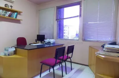 Sala comercial para alugar na Avenida Cristóvão Colombo, 1023, Floresta, Porto Alegre