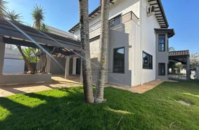 Casa semimobiliada de alto padrão no condomínio santa clara!