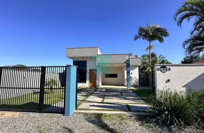 Casa com 3 quartos à venda na Rua 2350 Catágua, 319, Bamerindus, Itapoá