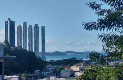Lote/terreno no bella vista com vista do mar e 450 metros quadrados na barra - balneário camboriú