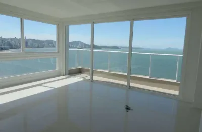 Frente mar novo, na barra sul com 3 suítes, sacada com churrasqueira carvão.