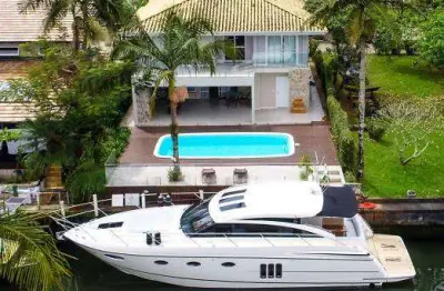 Casa a venda na marina camboriú 450 m2 com 4 suítes barra - balneário camboriú - sc