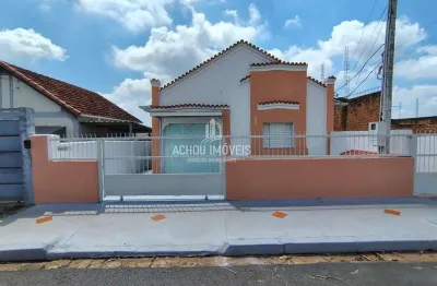 Sala comercial com 2 salas para alugar na Avenida Pintos, Centro, Jaboticabal