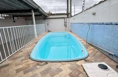 Casas no Litoral para venda em Praia Grande no bairro Boqueirão