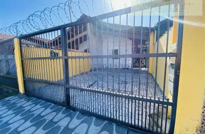 Casas no Litoral para venda em Praia Grande no bairro Vila Caiçara