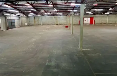 Galpões para locação em Itapecerica da Serra no bairro Potuverá