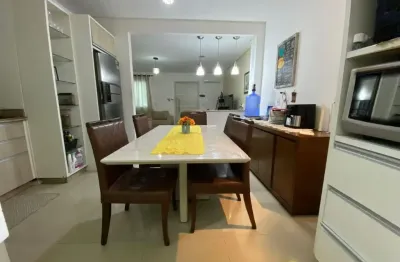 Casa com 3 quartos à venda no Centro, Camboriú 